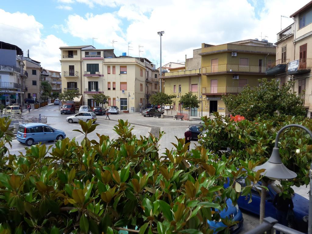 Casa Eleonora Apartman Campofelice di Roccella Kültér fotó