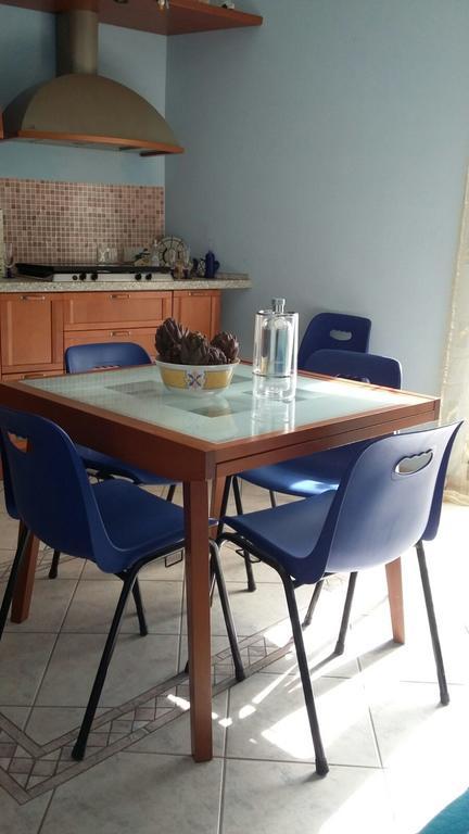 Casa Eleonora Apartman Campofelice di Roccella Kültér fotó