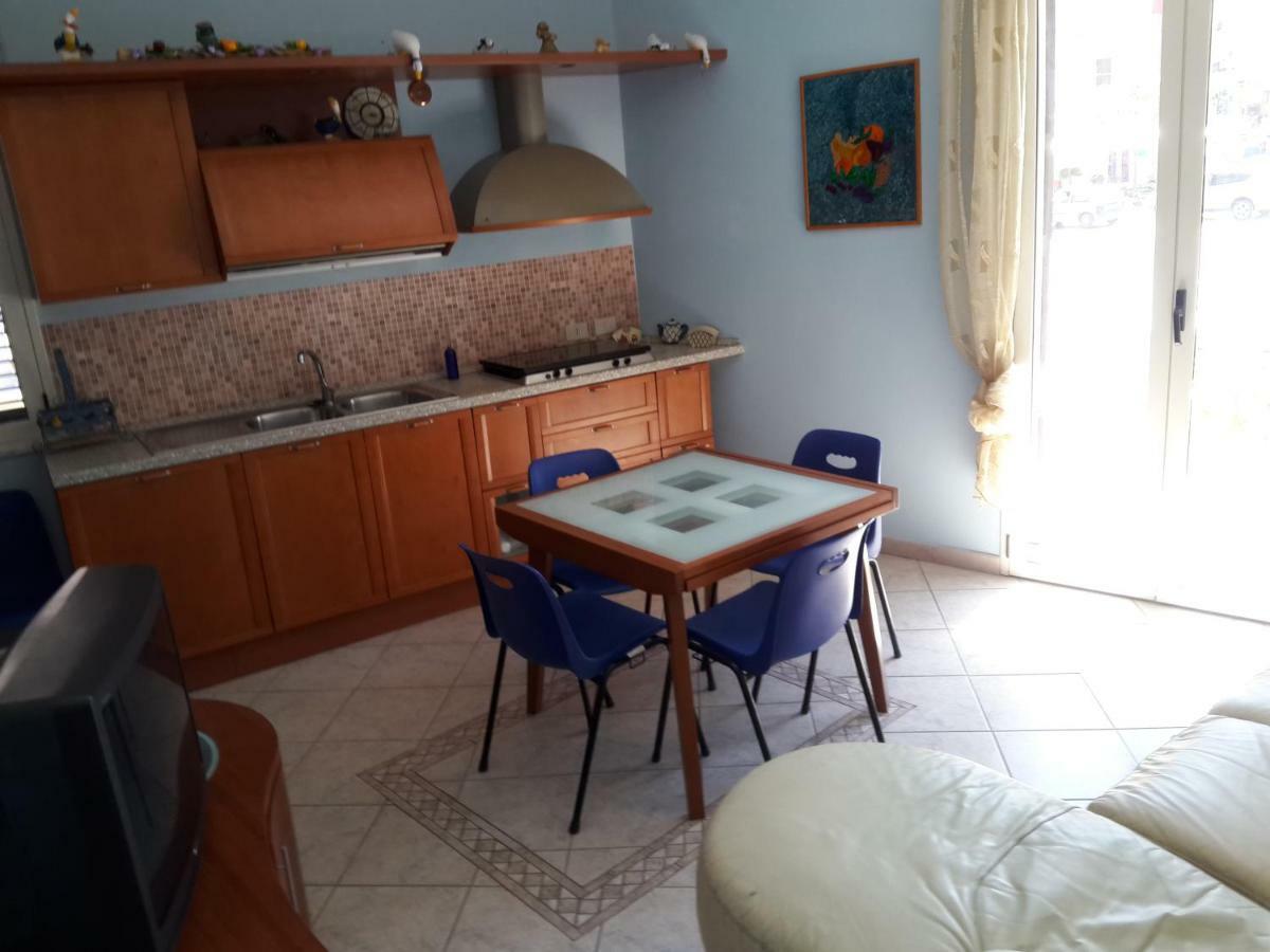 Casa Eleonora Apartman Campofelice di Roccella Kültér fotó
