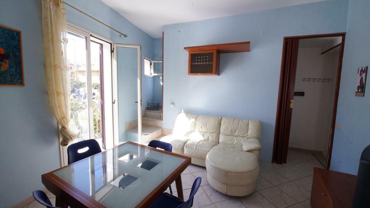 Casa Eleonora Apartman Campofelice di Roccella Kültér fotó