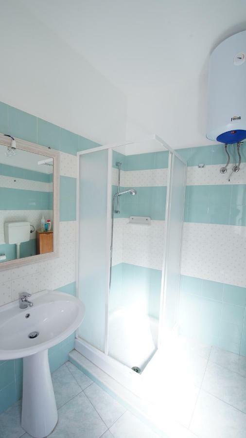 Casa Eleonora Apartman Campofelice di Roccella Kültér fotó