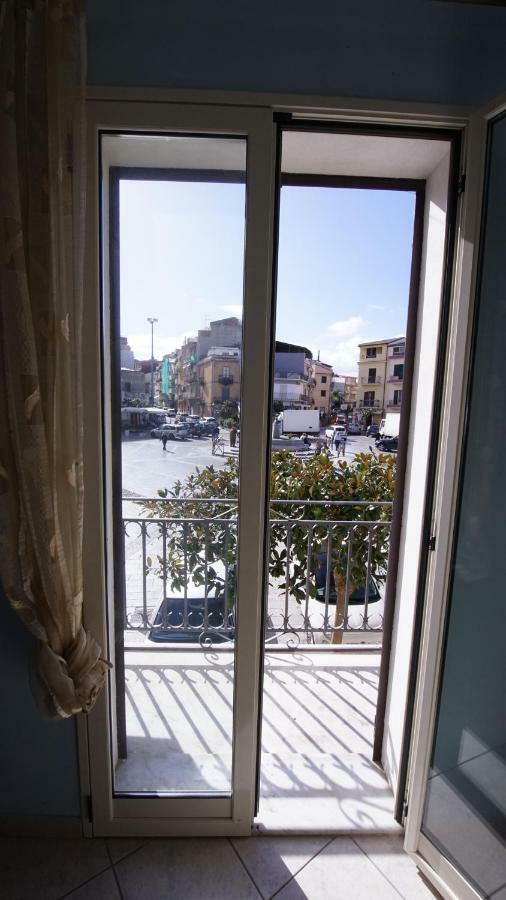 Casa Eleonora Apartman Campofelice di Roccella Kültér fotó
