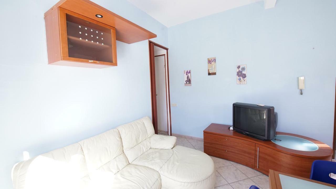 Casa Eleonora Apartman Campofelice di Roccella Kültér fotó